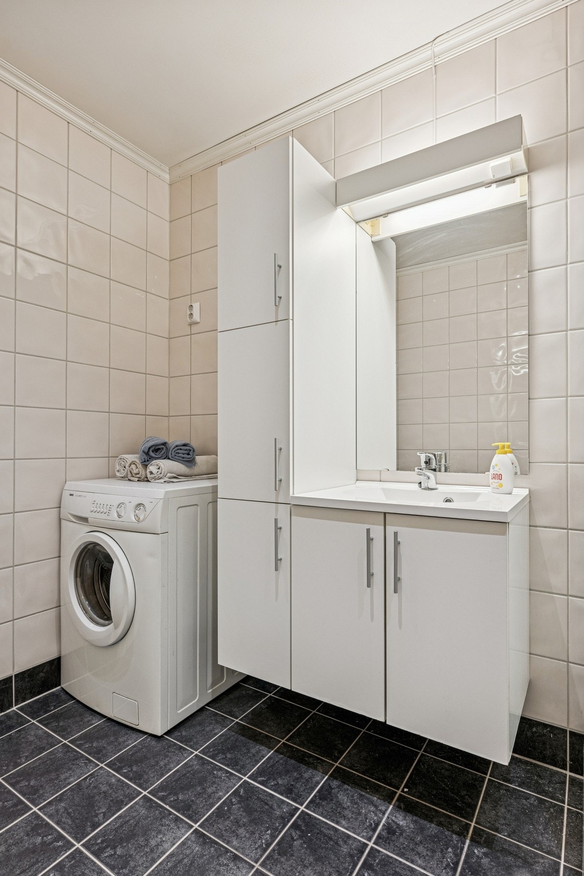 Opplegg til vaskemaskin. Galleribilde