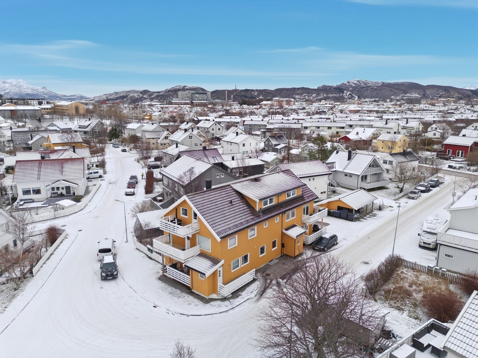 Velkommen til Tovgata 49 B! Pen og romslig 4-roms selveierleilighet i meget attraktivt område! Foto: LEEL Media Galleribilde