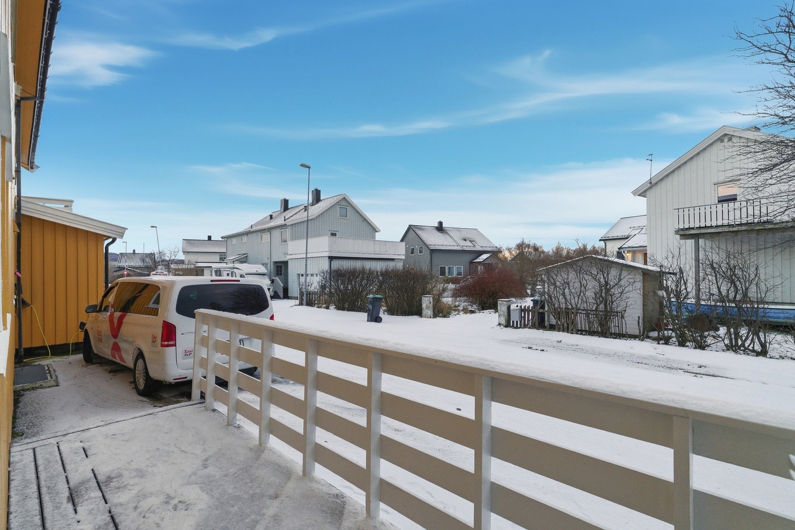 Inngangsparti. Galleribilde