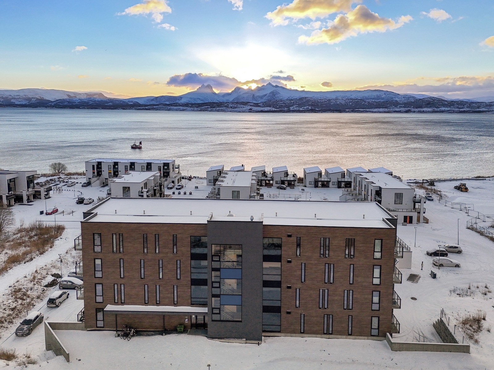 Bygget ble oppført i 2021 og holder gjennomgående god standard Galleribilde