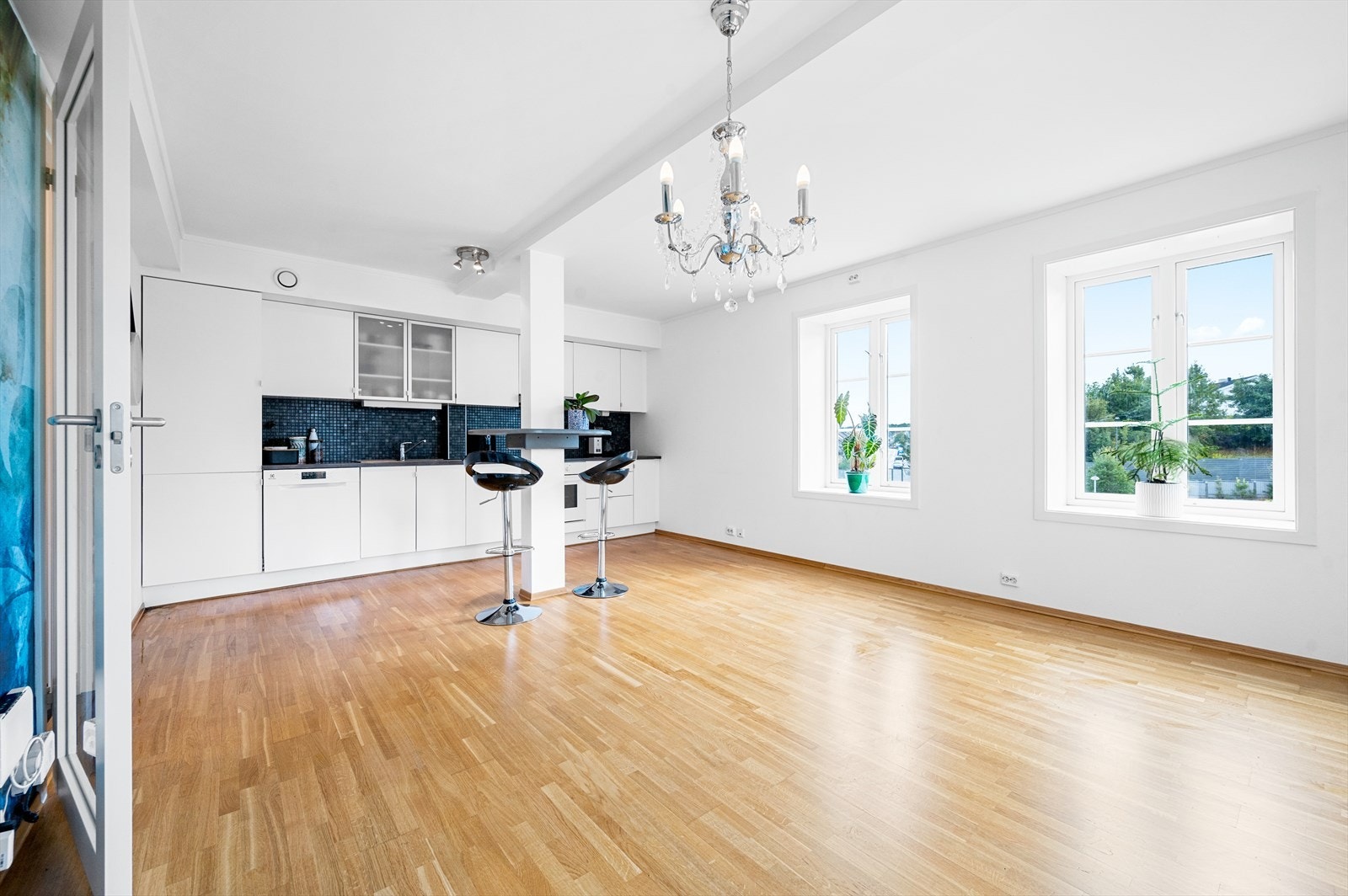 Aktiv Eiendomsmegling v/ Erik Ulseth ønsker velkommen til Hagelinveien 7B! Foto: André T. Ormset-Paredes Galleribilde