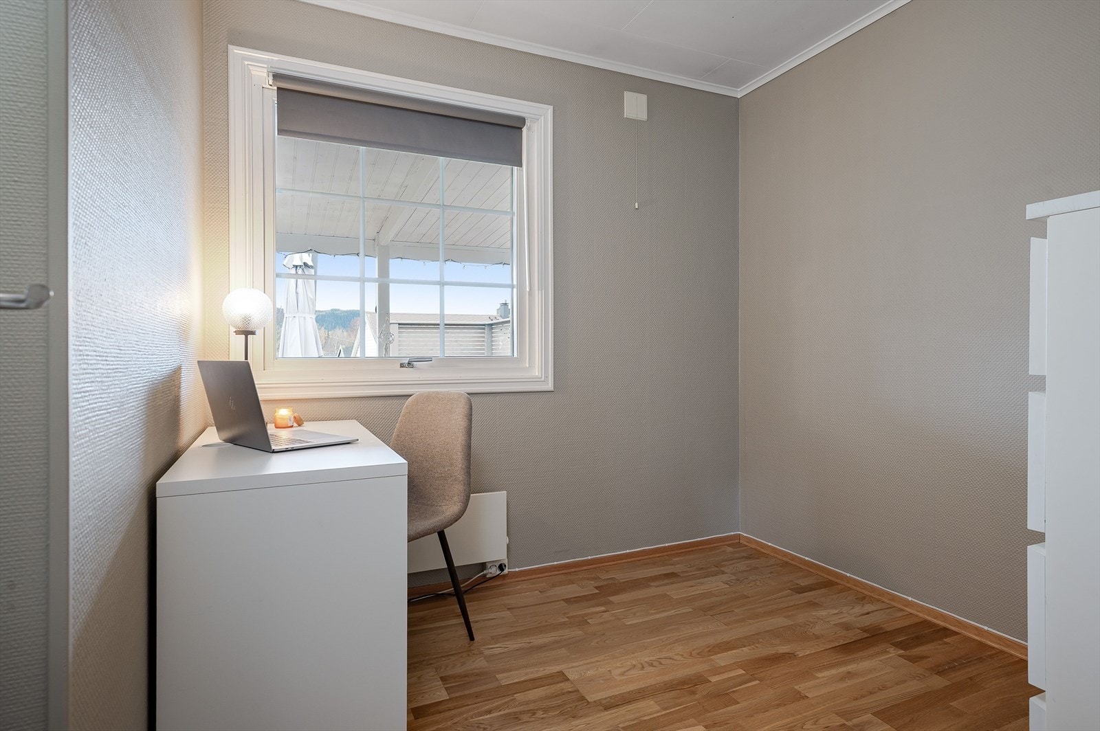 Soverom 4 er et noe mindre soverom som passer perfekt som barnerom, gjesterom eller kontor. Galleribilde