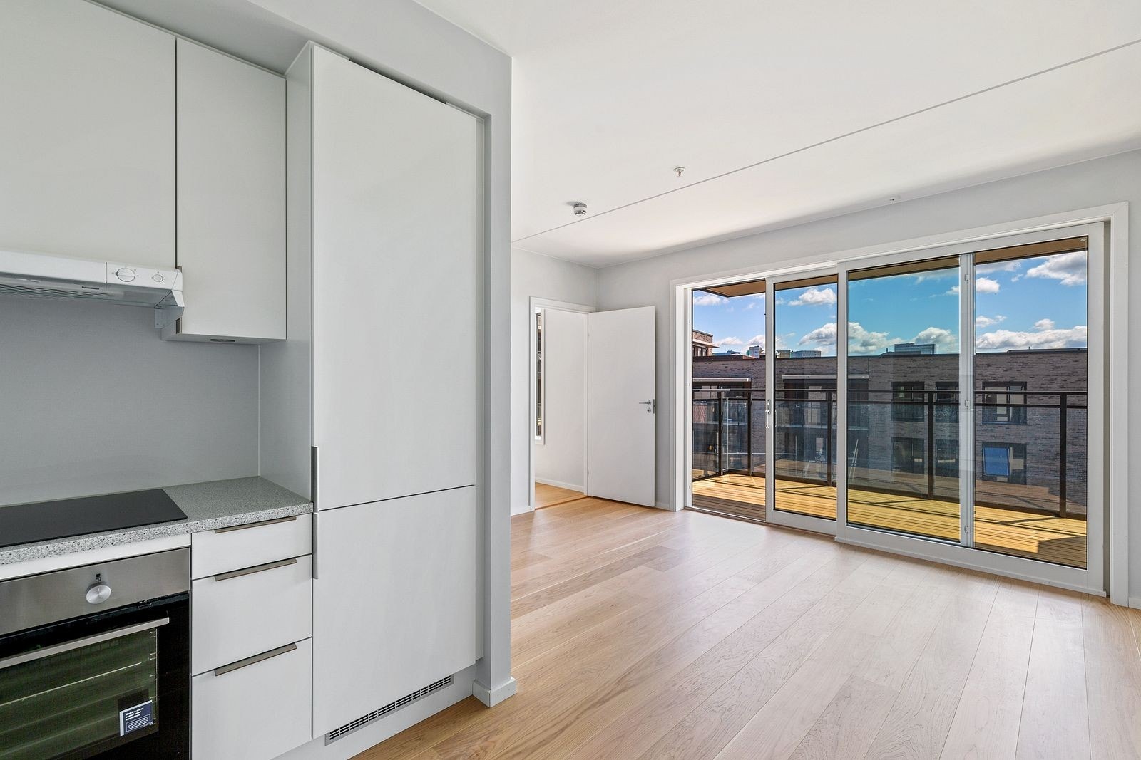 Kjøkken mot stue Galleribilde