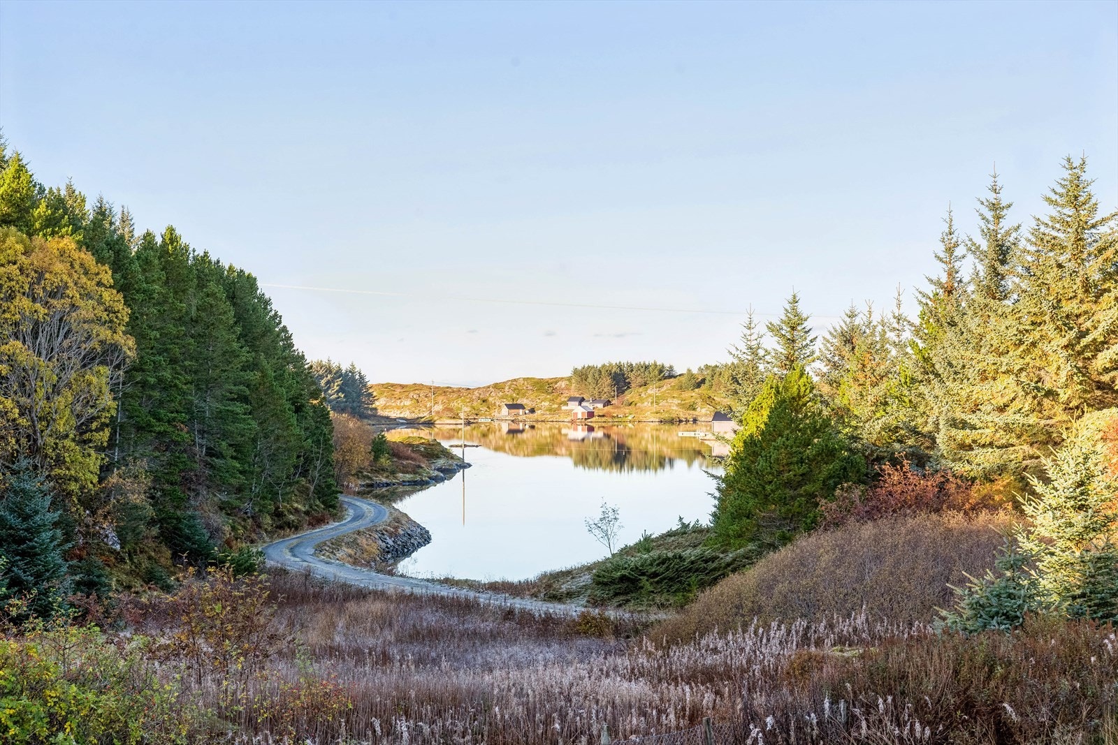 Leilighetsbygget ligger like ved Vollvågen Galleribilde