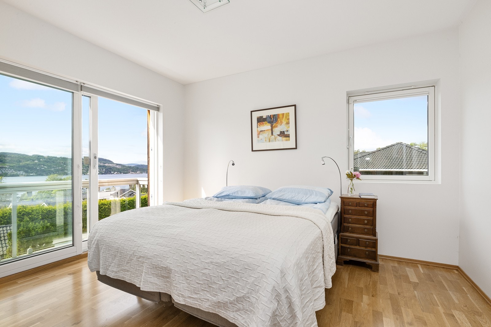 Egen avdeling med soverom, bad og garderoberom - evt. barnerom Galleribilde