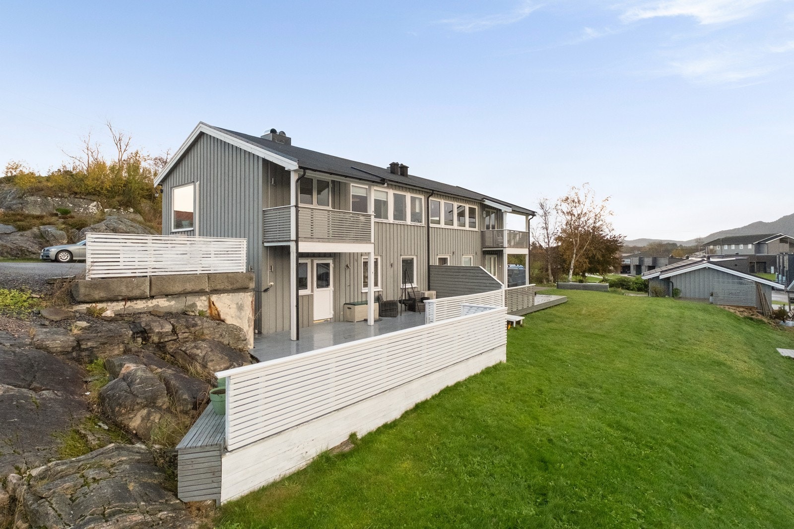 Aktiv Eiendomsmegling v/ Erik Ulseth ønsker velkommen til Haugaveien 4B! Foto: André T. Ormset-Paredes Galleribilde