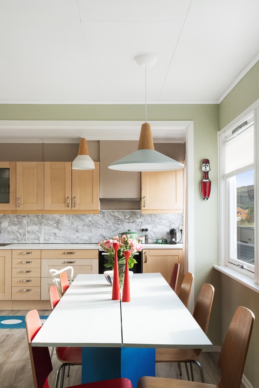 Spiseplassen blir et naturlig samlingspunkt. Galleribilde