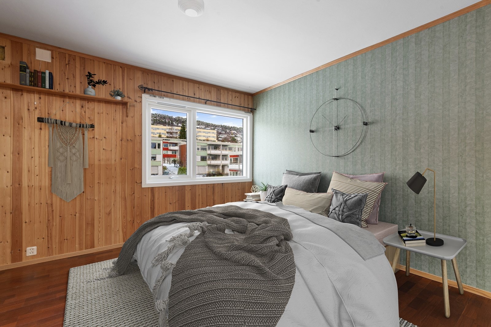 Stort hovedsoverom med god plass til dobbeltseng - digitalt møblert foto Galleribilde