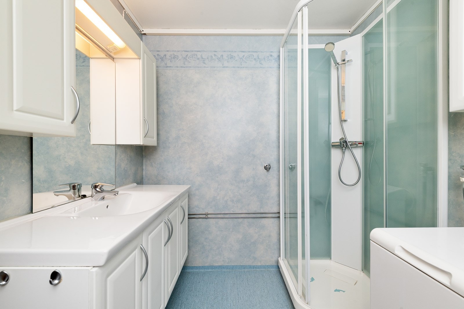 Bad/wc med varmekabler i gulv Galleribilde