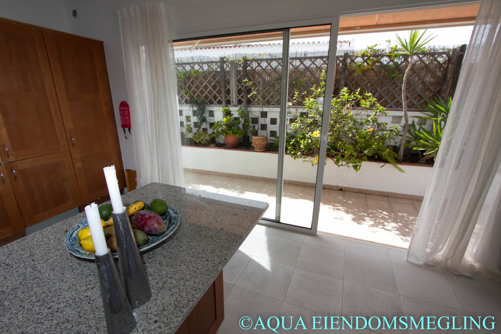 Utgang fra kjøkken Galleribilde