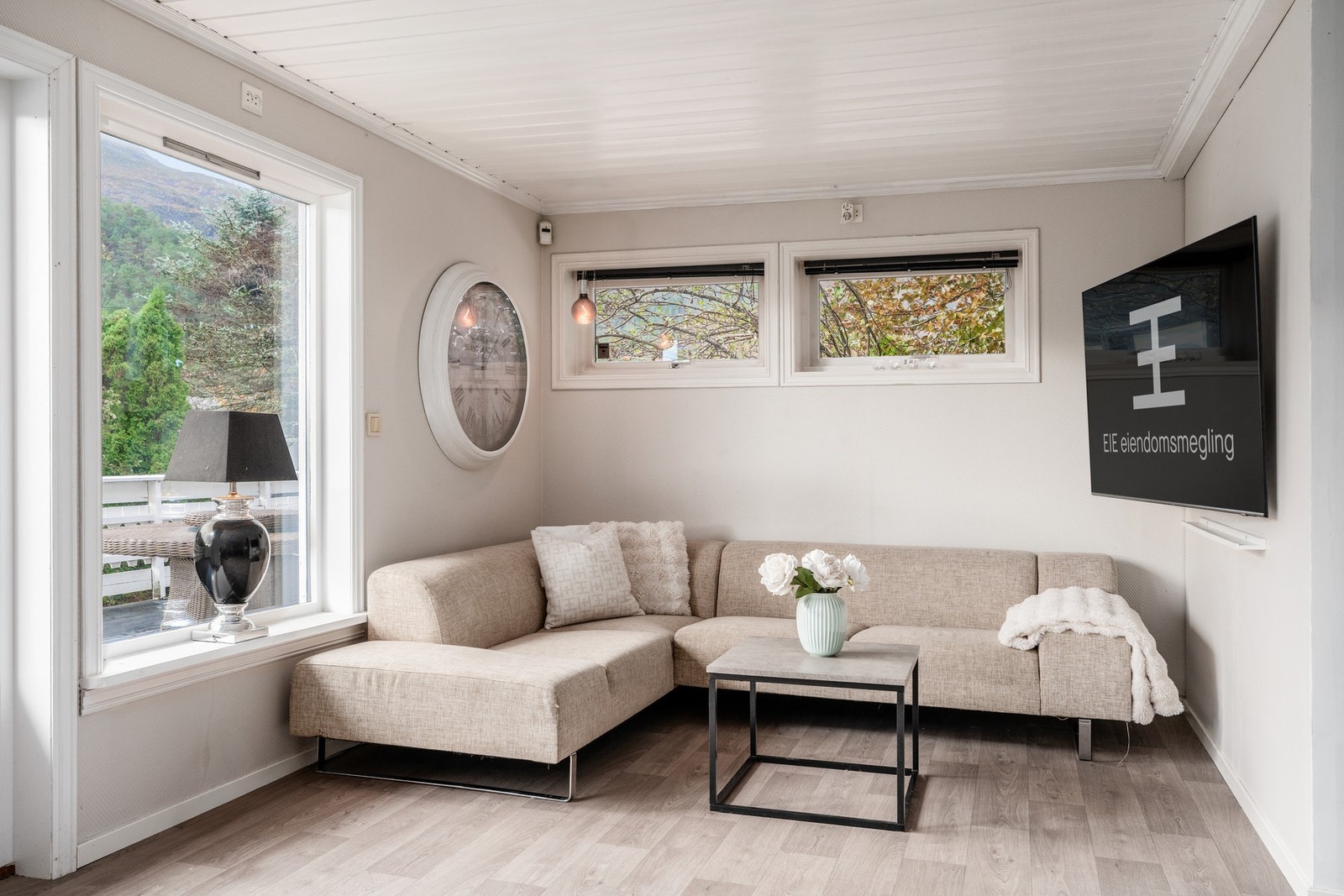 Stua har naturlig sone for TV-krok Galleribilde