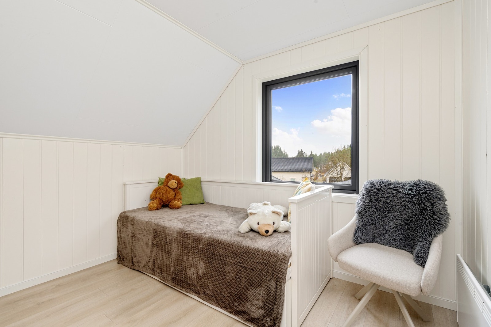 De øvrige soverommene er på loftet Galleribilde