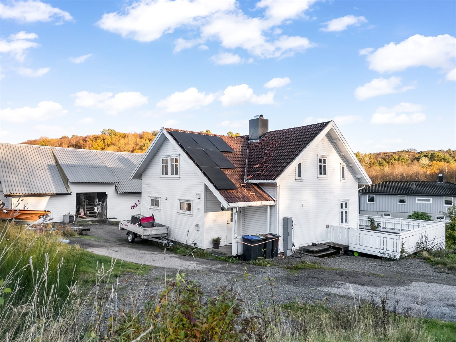 På eiendommen er det godt med boltreplass. Galleribilde