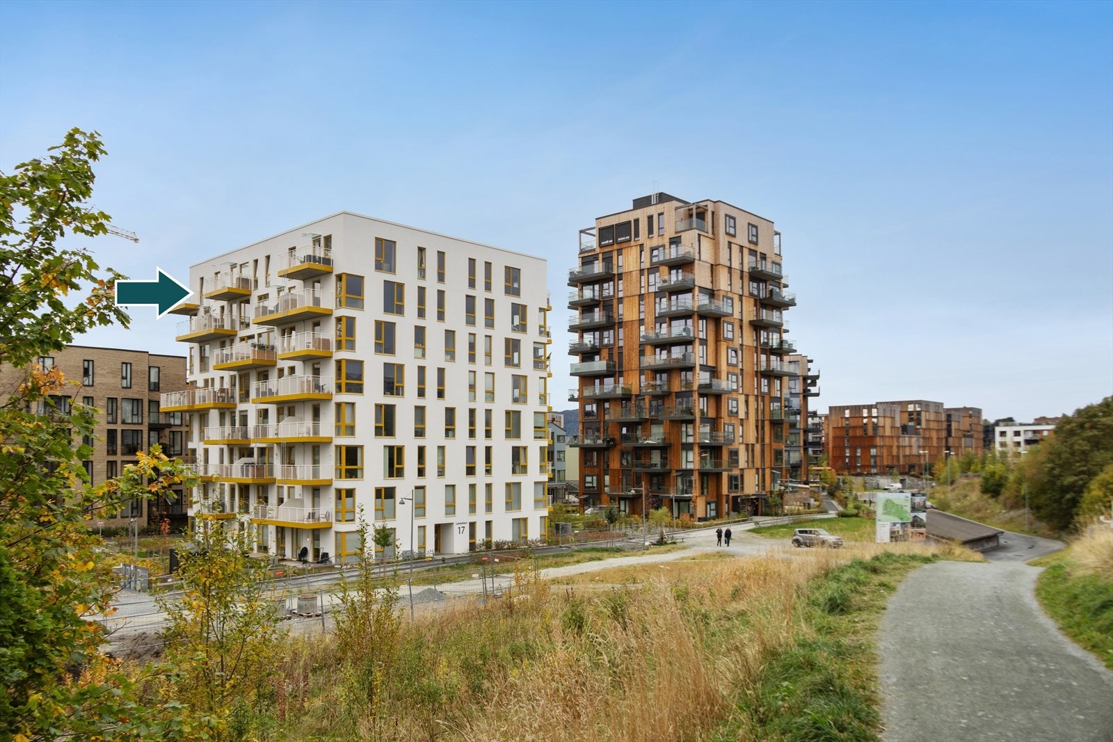 Utbyggingen på Lilleby er en naturlig utvidelse av sentrum, hvor du bor sentralt med gangavstand til alt bylivet inneholder - shopping, uteliv, trening, skole, barnehage, turområder og andre viktige fasiliteter. Galleribilde