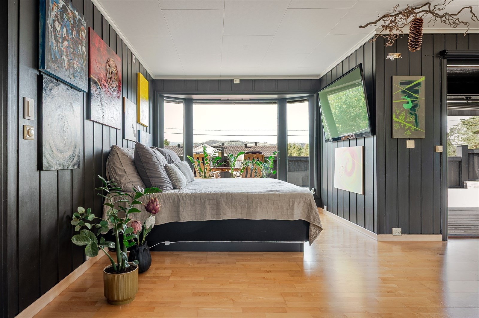 Stua er delt opp i flere soner. Galleribilde