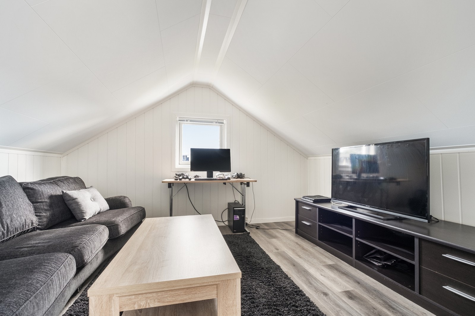 Loftstue Galleribilde