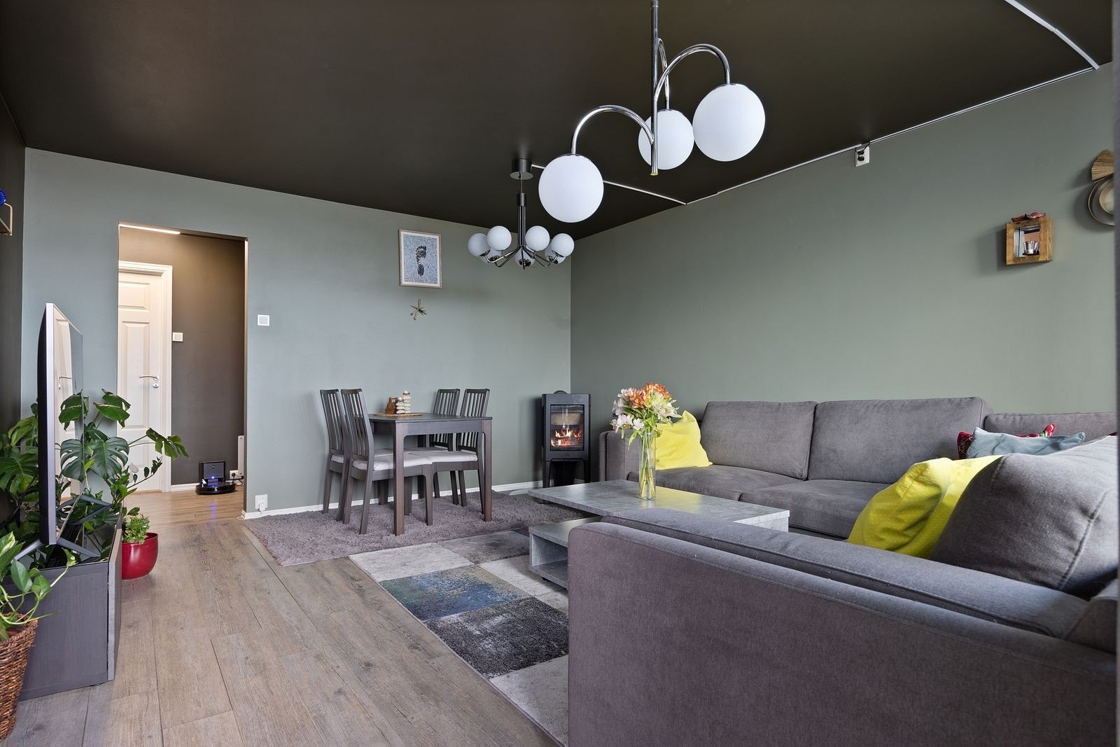 Velkommen inn! En flott leilighet i et rolig nabolag. Galleribilde