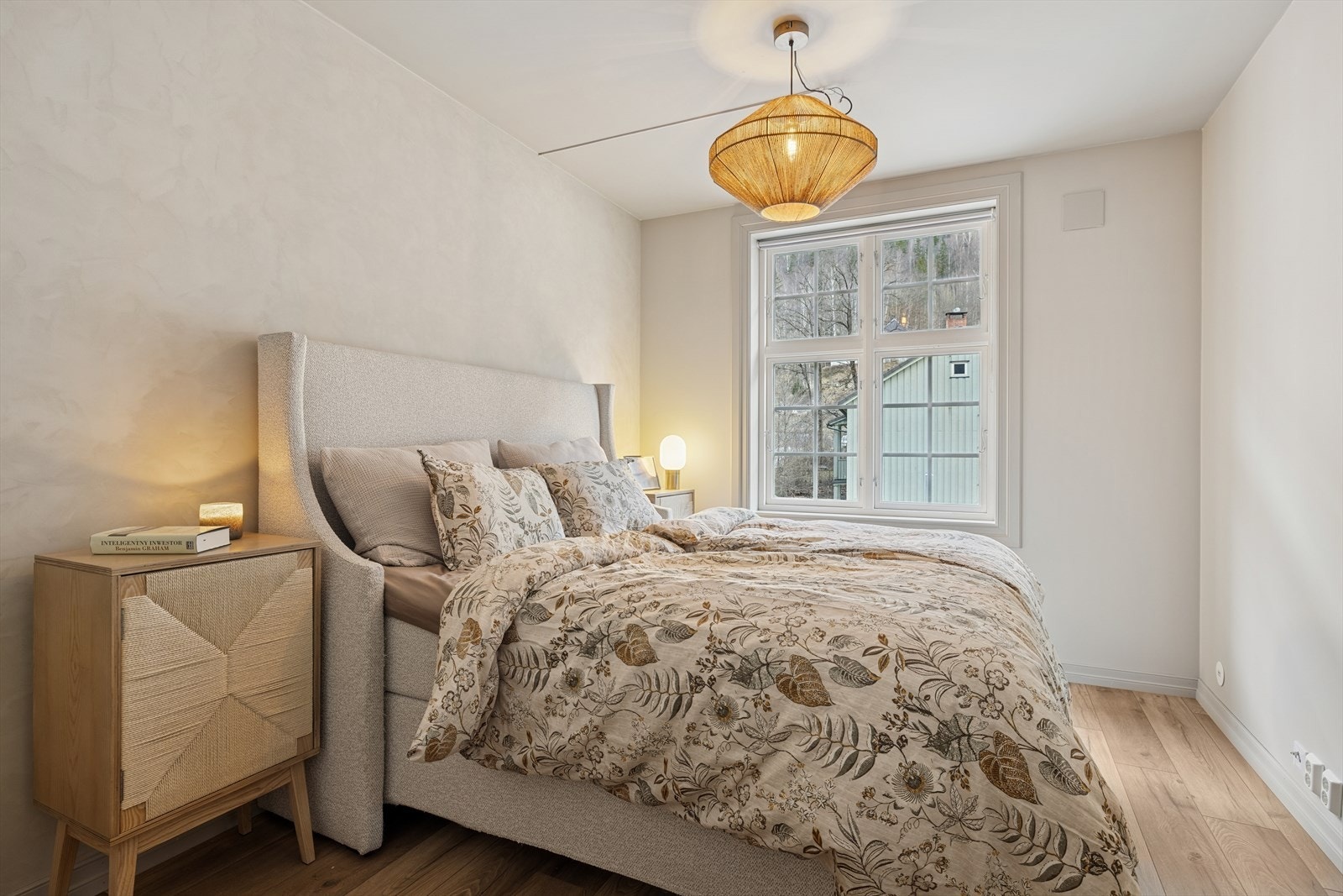 Her får du rom som både føles luftige og behagelige, perfekt for avslapning og en god natts søvn. Galleribilde