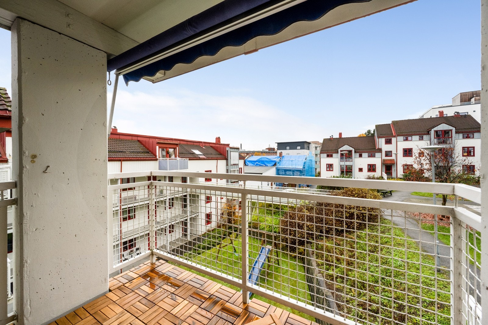 Balkonger vender mot sørvest. Galleribilde