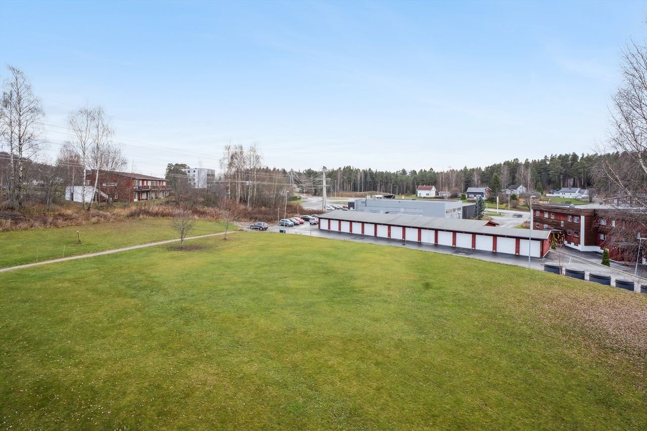 Hverdagen er enkel med Coop Extra og Kiwi Mørkvedvegen kun få minutters gange unna. Galleribilde