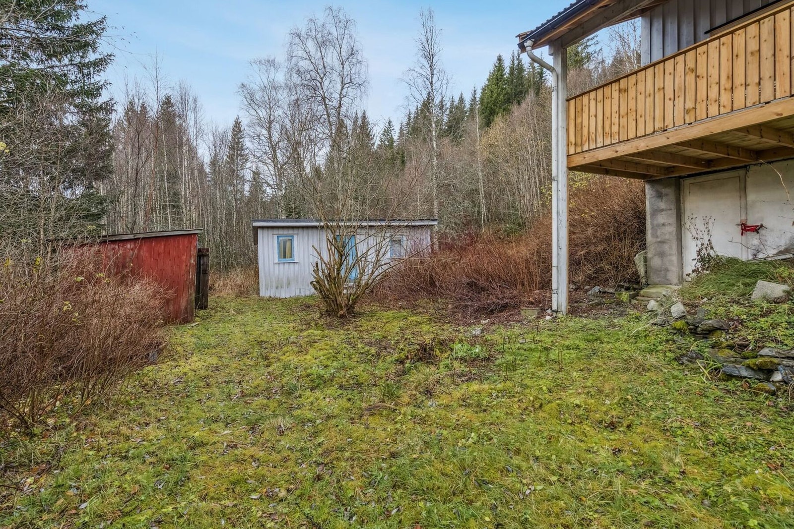 Det er rikelig med oppbevaringsmuligheter i kjeller på 40 kvm. Galleribilde