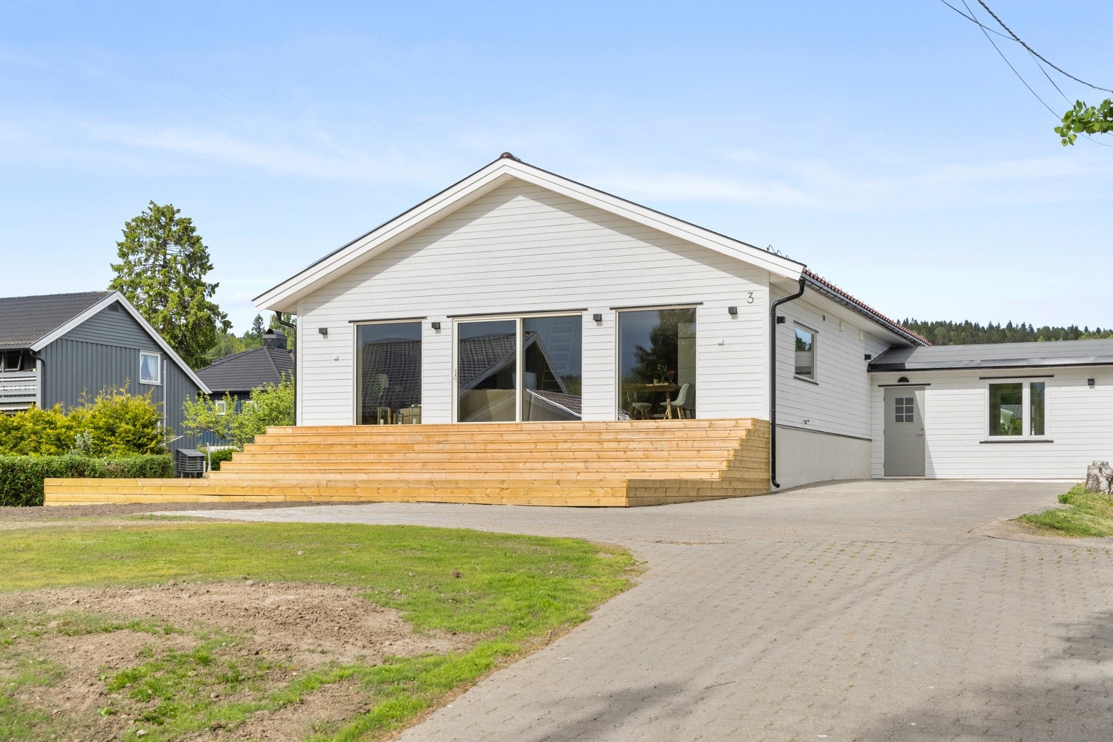 Proaktiv v/Ola Skarra Arnesen ønsker velkommen til en nyrenovert enebolig på Konnerud i Gåserudgata 3! Galleribilde