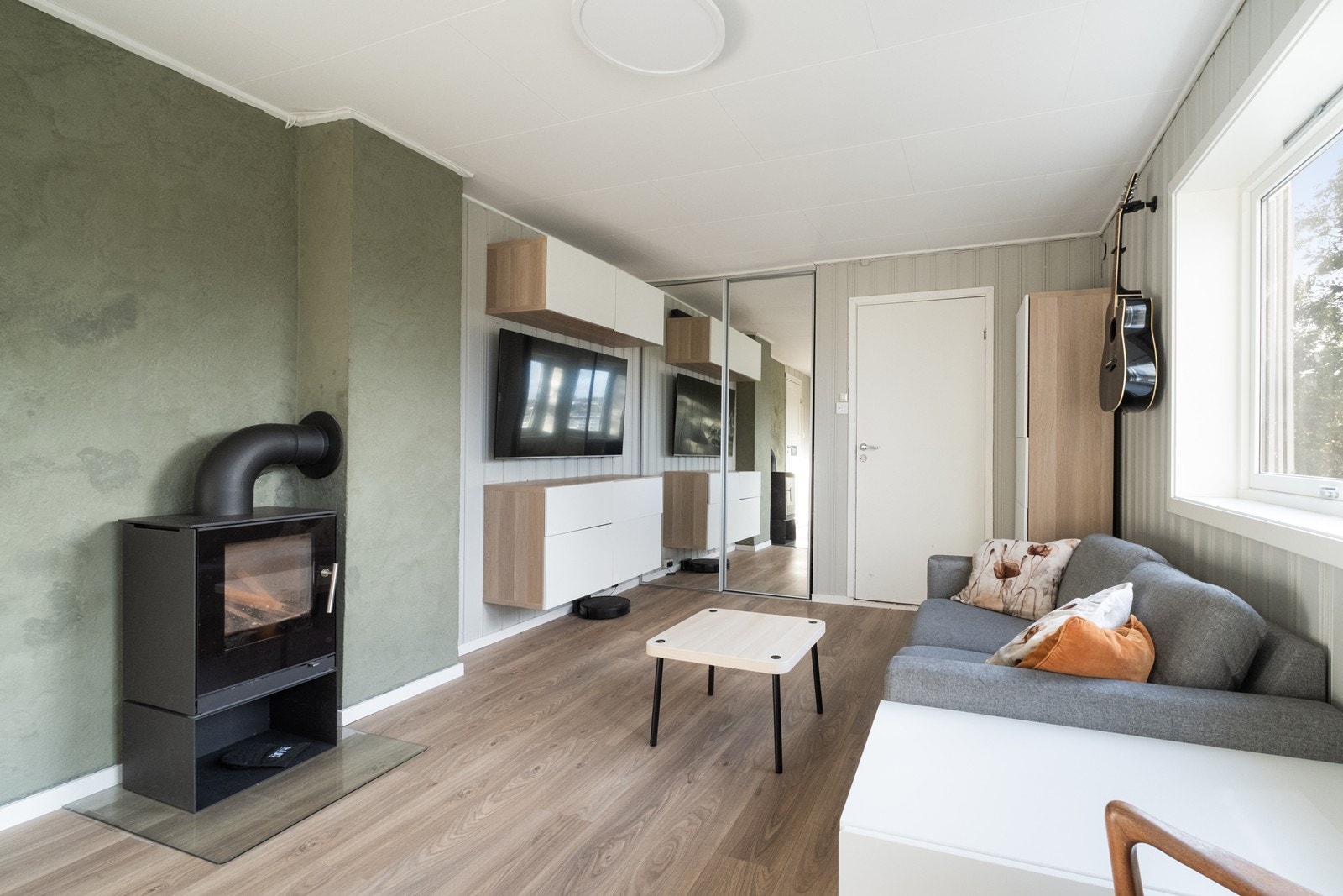 Et ypperlig rom for familien med tenåringsbarn eller for de som bare ønsker god plass. Galleribilde