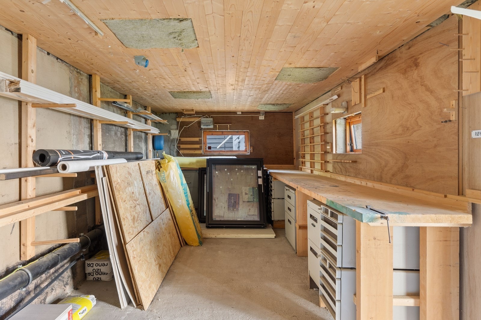 Bod med gode oppbevaringsmuligheter! Galleribilde