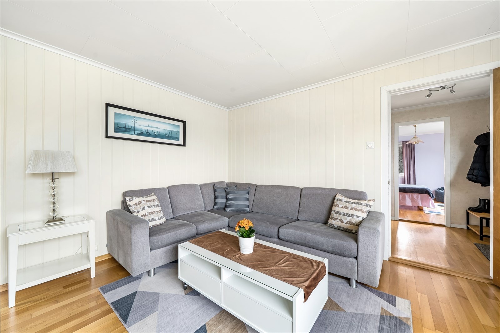 Originalt tregulv i stua er ivaretatt. Galleribilde