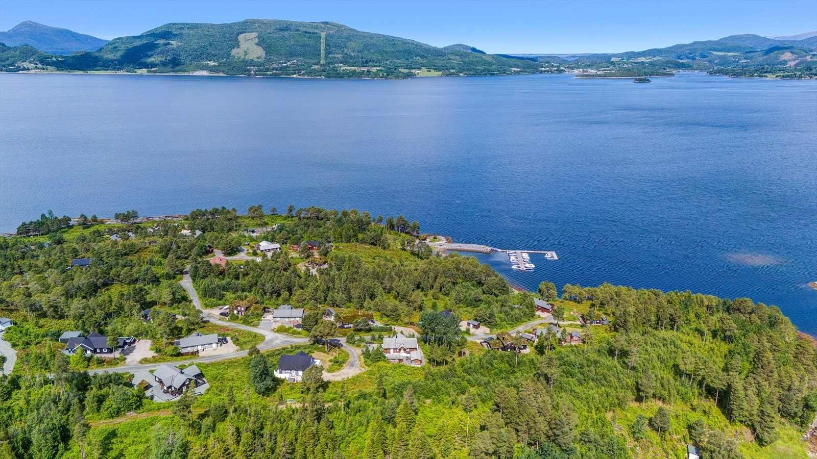 Tomteområdet er nesten ferdigstilt og dette er en av få muligheter igjen. Galleribilde