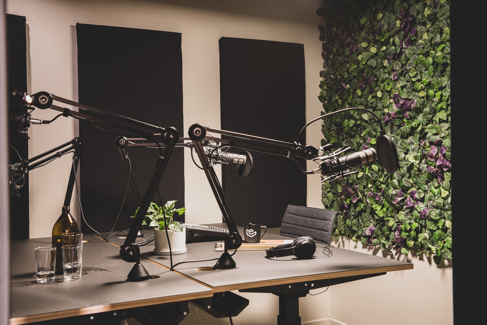 Vi har også eget podcast studio: Epicaster. Galleribilde