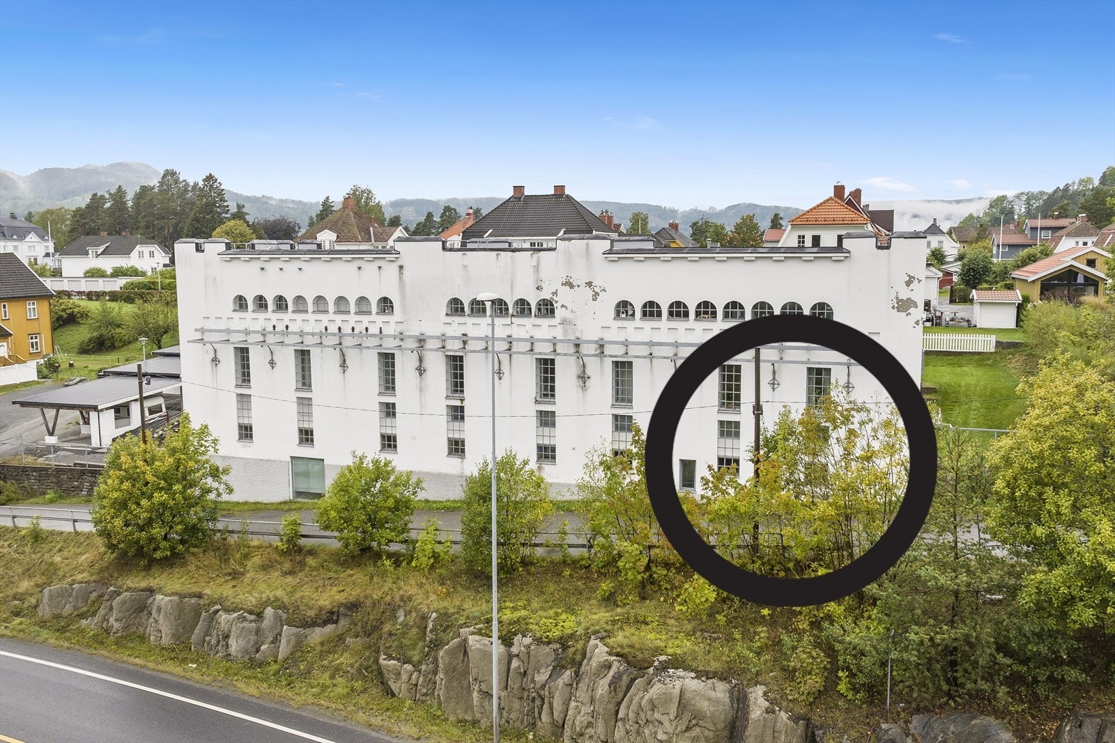 Dette røffet bygget "Kabelhuset" er på Unescos verdensarvliste og ble bygget i 1915-1916 Galleribilde