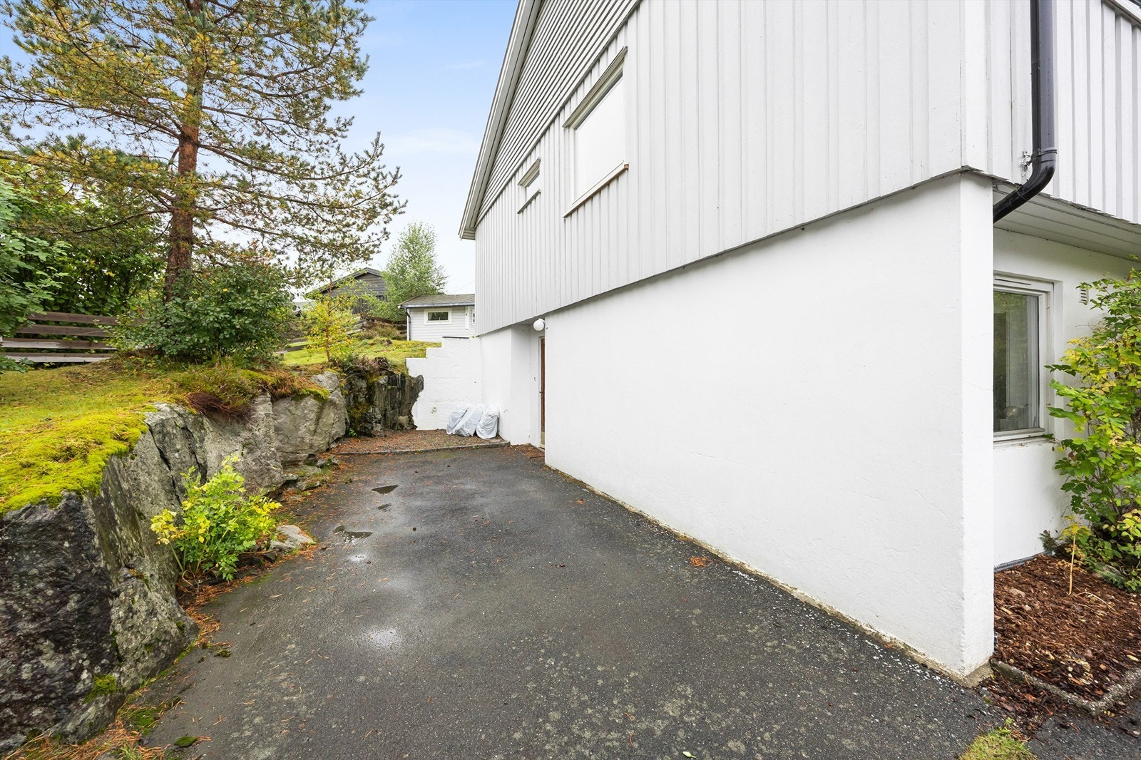 Biloppstillingsplass til utleiedelen Galleribilde