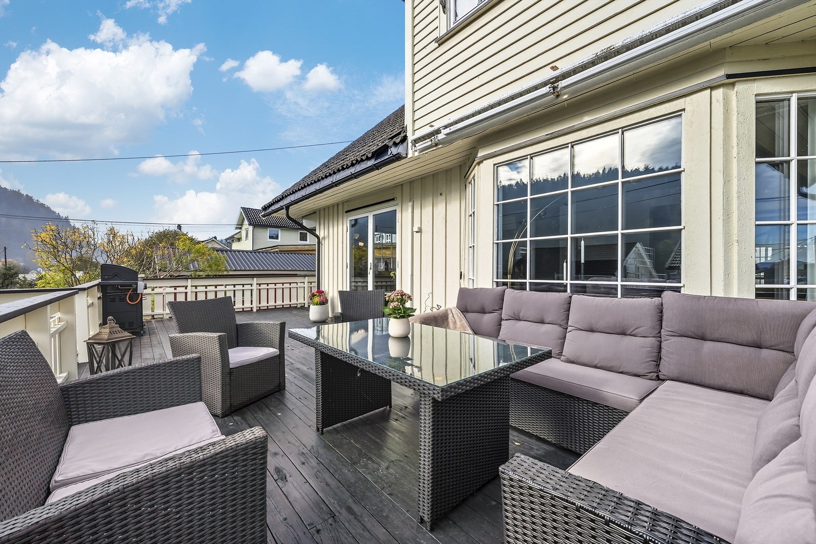 Stor terrasse Galleribilde