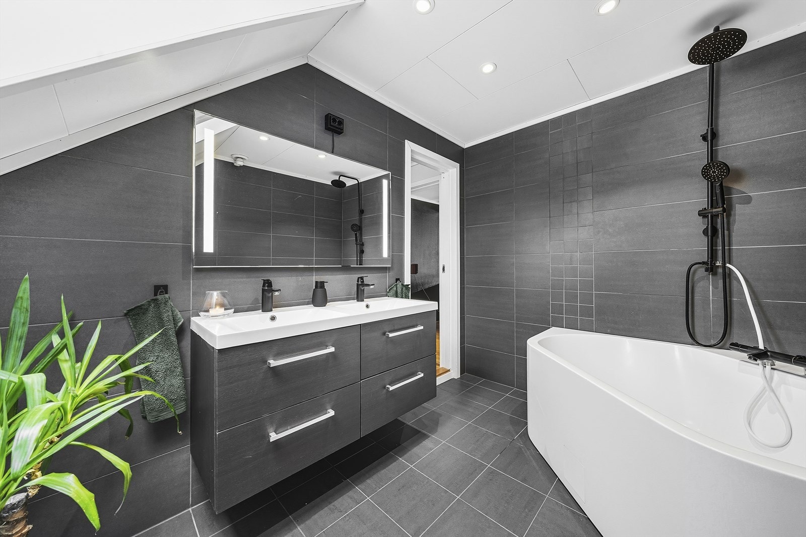 Baderom i 2. etasje Galleribilde