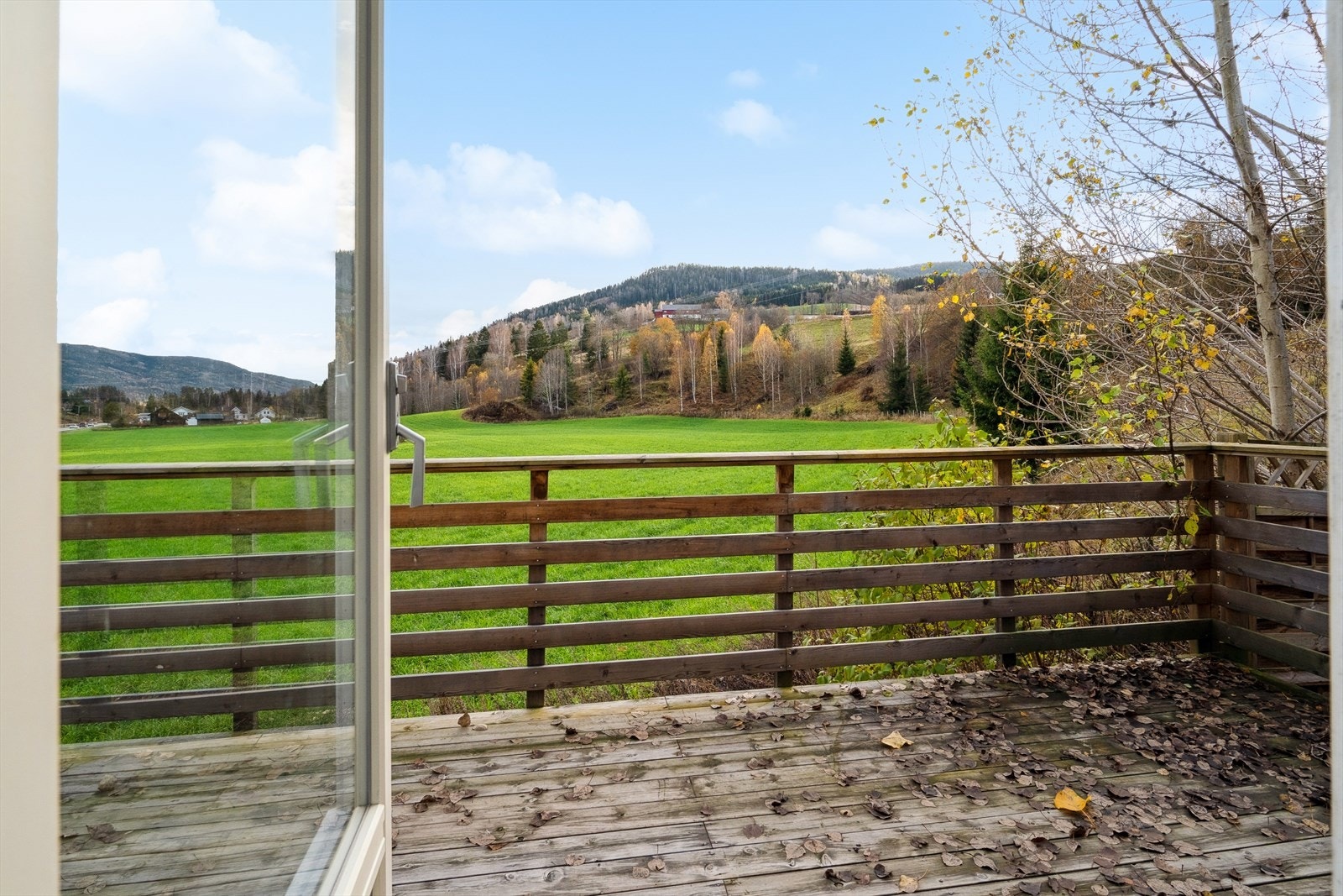 Balkong ut for stue. Galleribilde