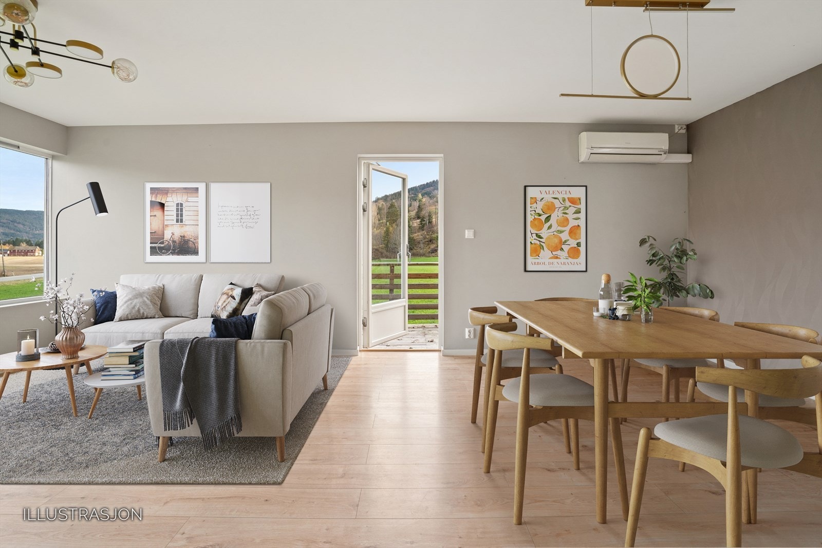 God plass til både spisegruppe og sofagruppe. Galleribilde