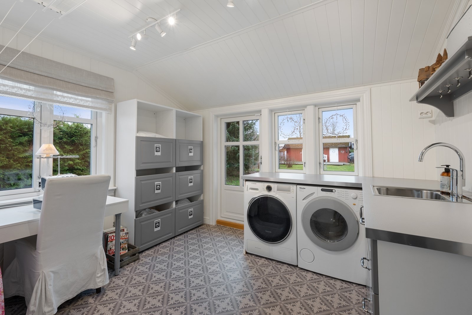 Rom i 1. etasje innredet som vaskerom Galleribilde