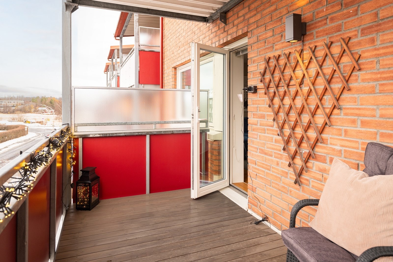 Videre er den vestvendt og her kan man nyte solen store deler av dagen. Galleribilde