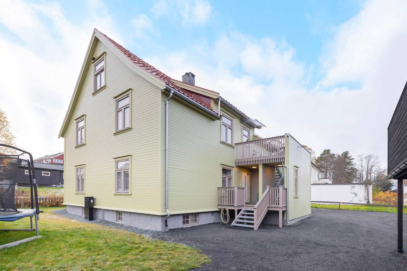 Fasade og inngangsparti Galleribilde