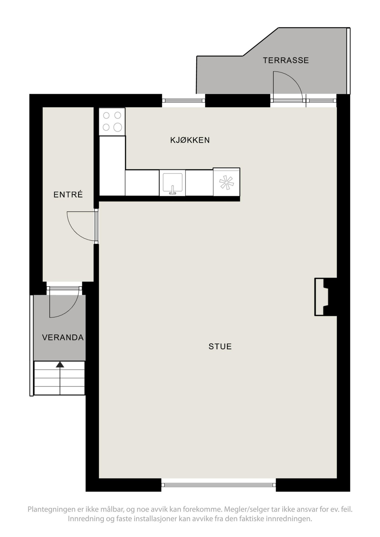 I første etasje finner du entrè, romslig stue og kjøkken med utgang til terrasse Galleribilde