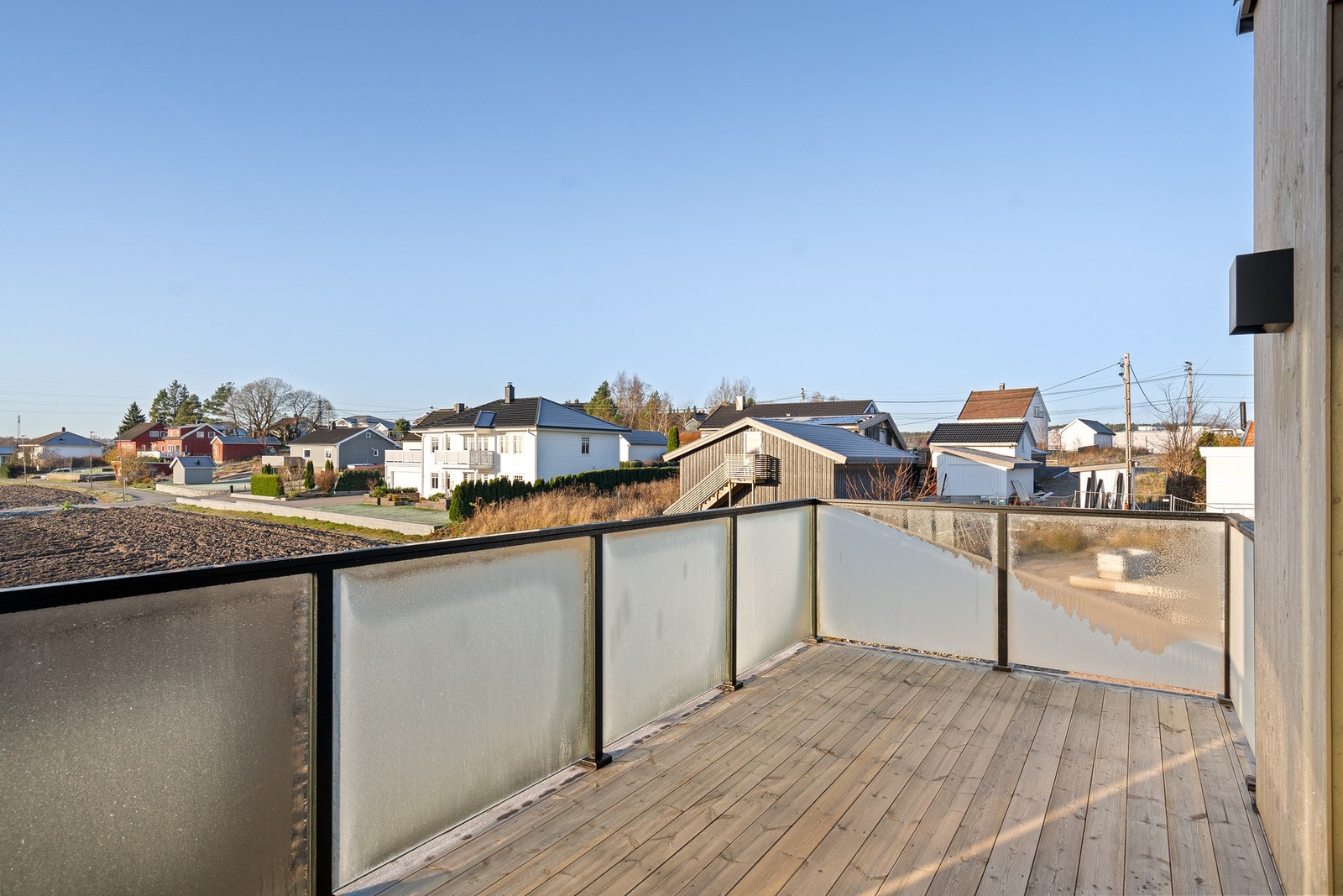 Solfylt balkong på 12 m2. Galleribilde