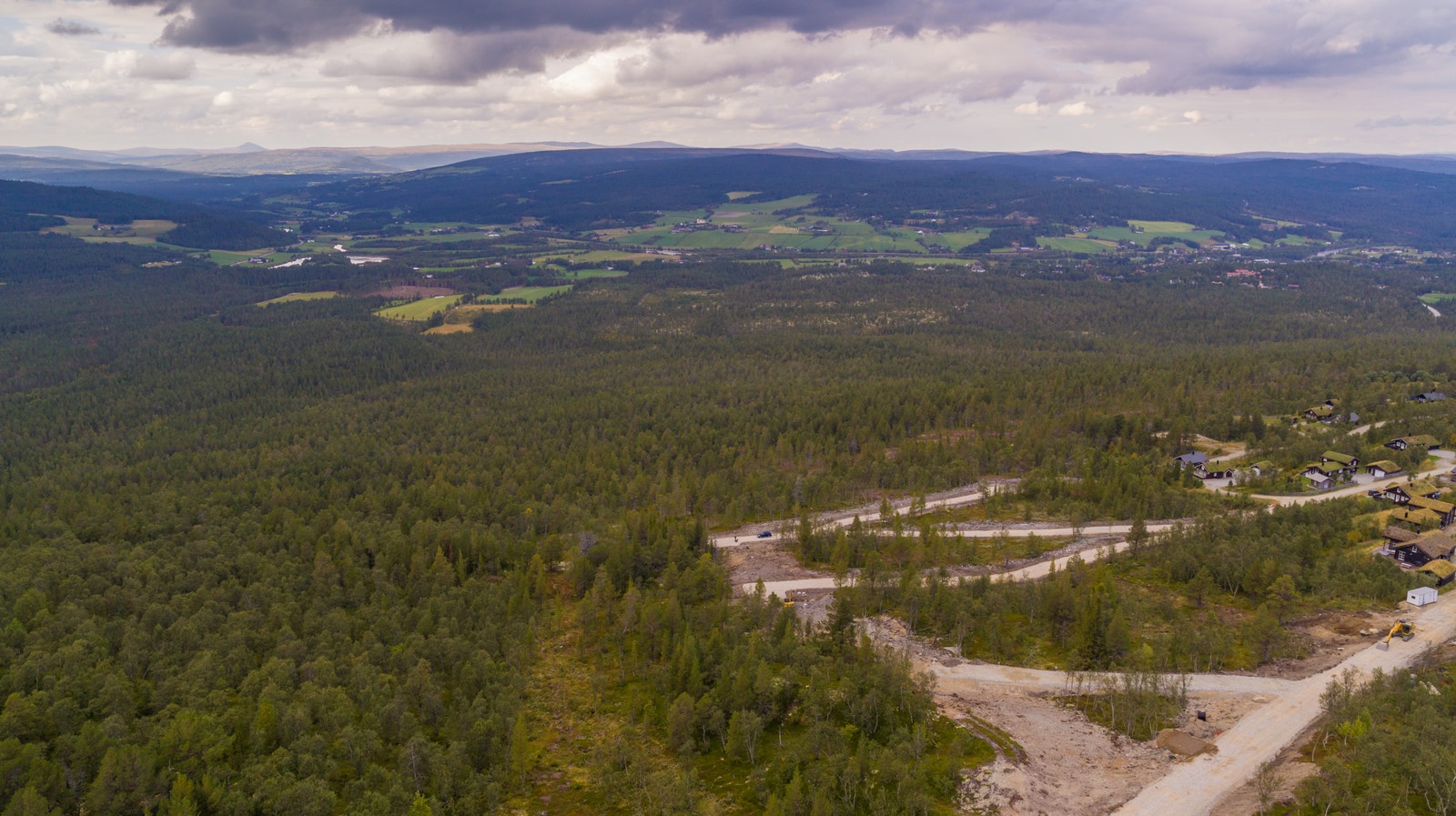 Mot Dalsbygda og kirka Galleribilde