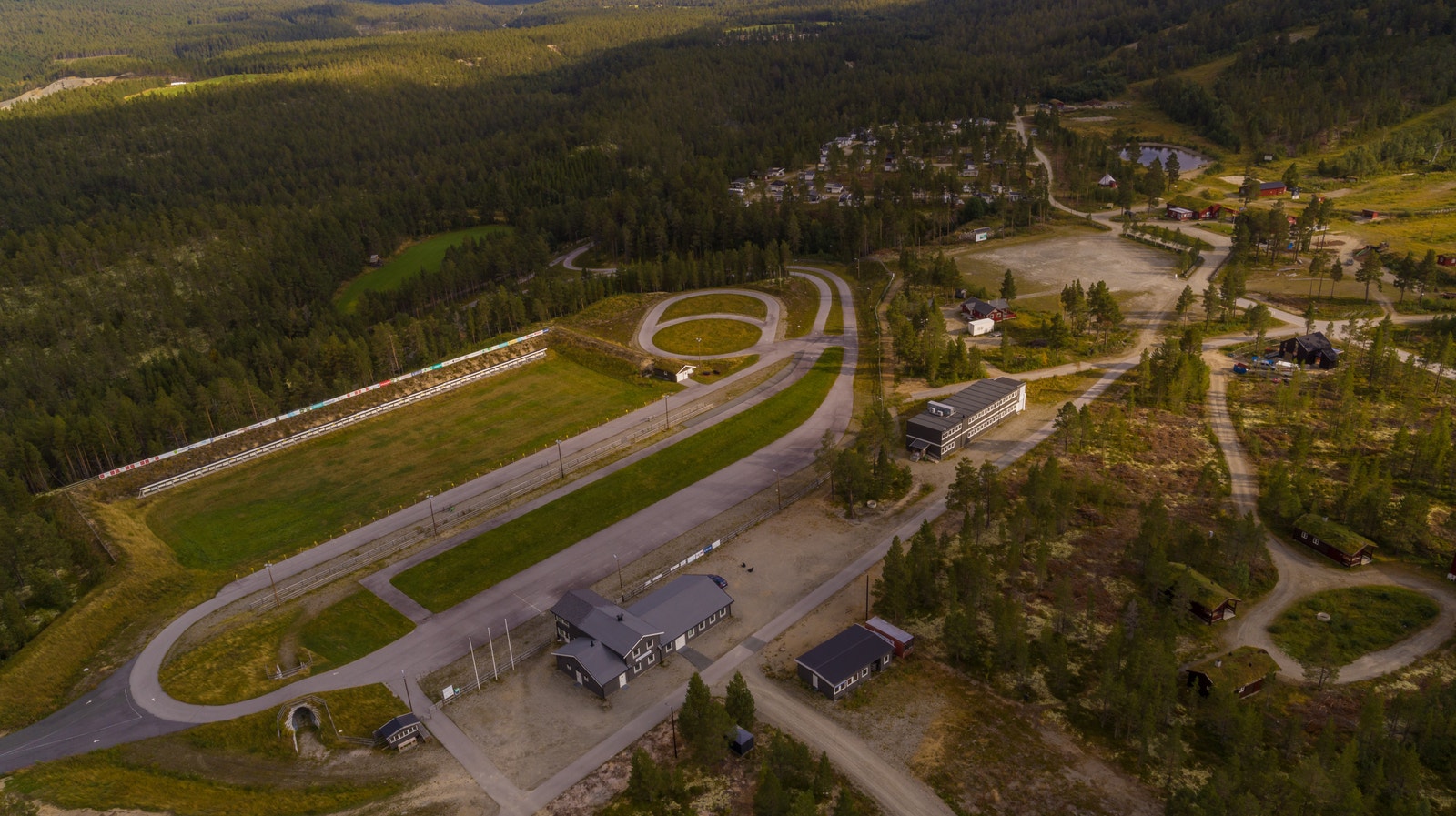 Ski og skiskytter arena Galleribilde