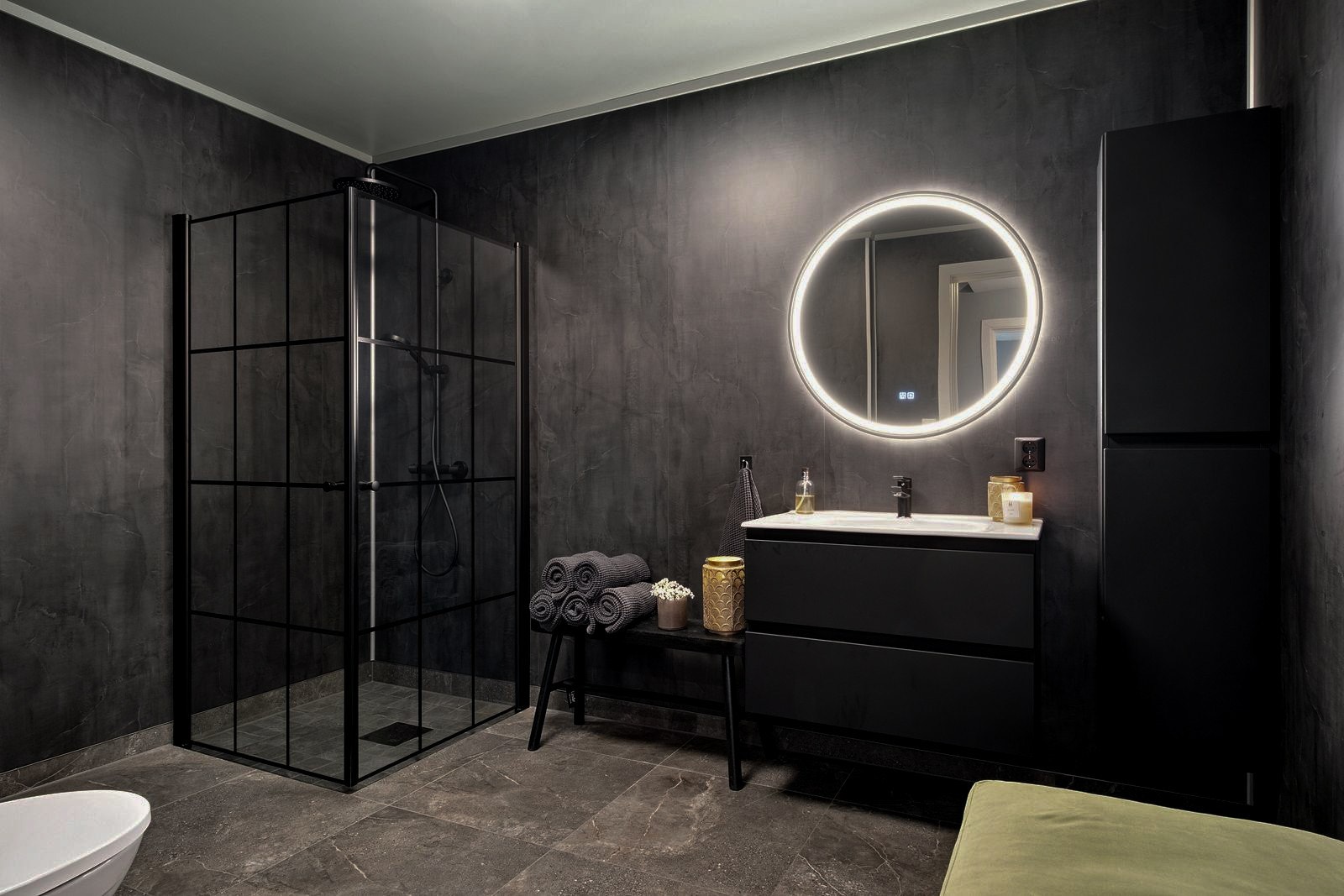 1000016901.jpg Galleribilde