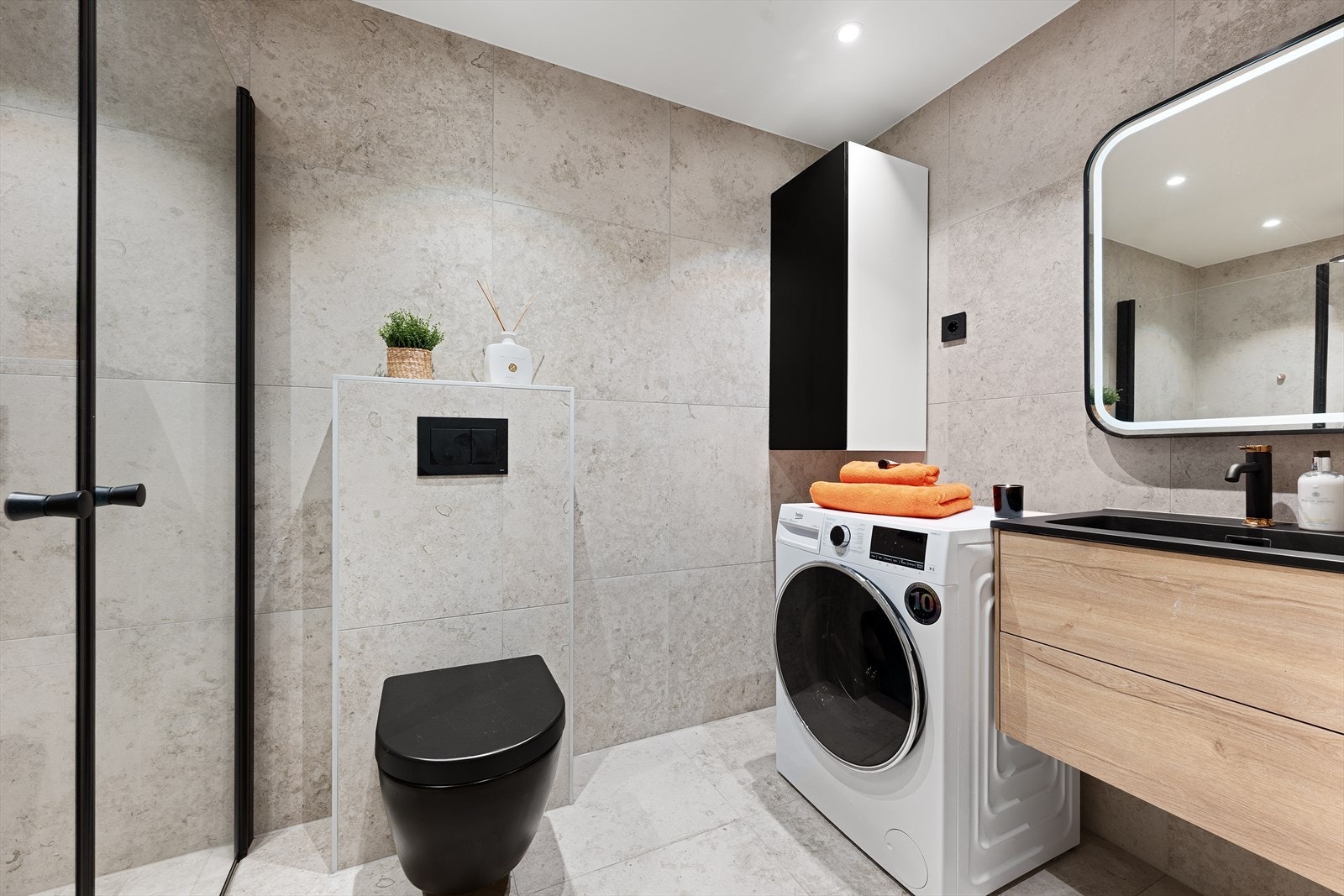 Lekkert bad som ble pusset opp i 2023 Galleribilde