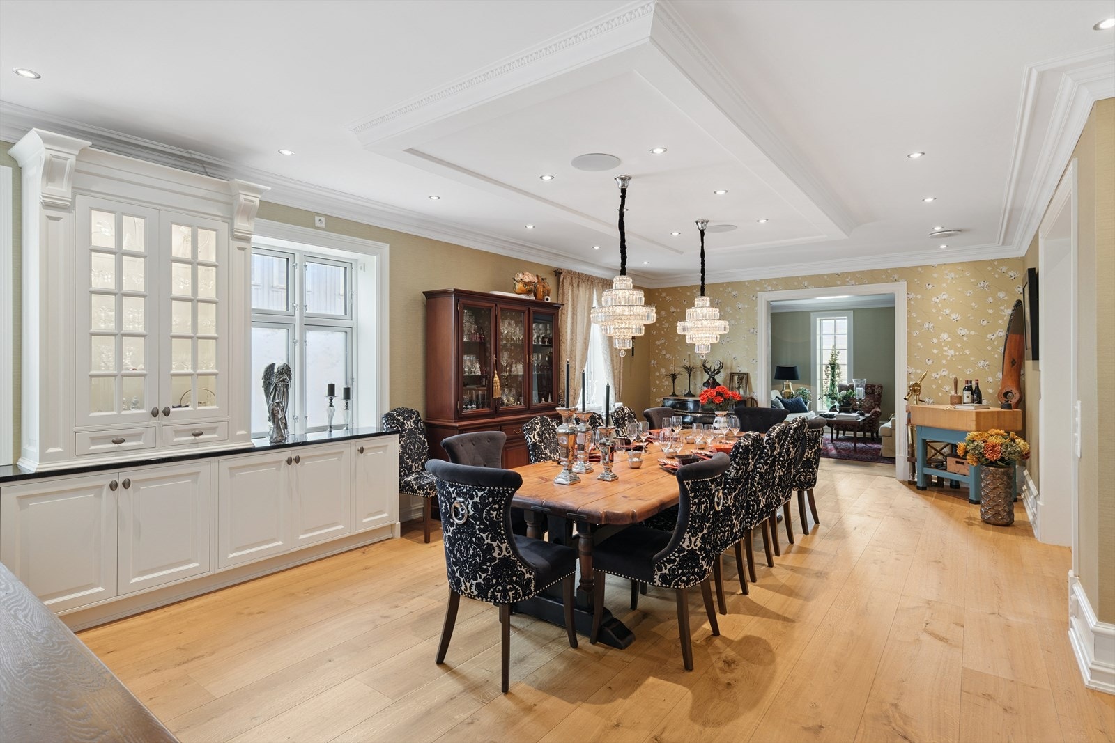 Hyggelig kjøkken for hverdag og fest Galleribilde