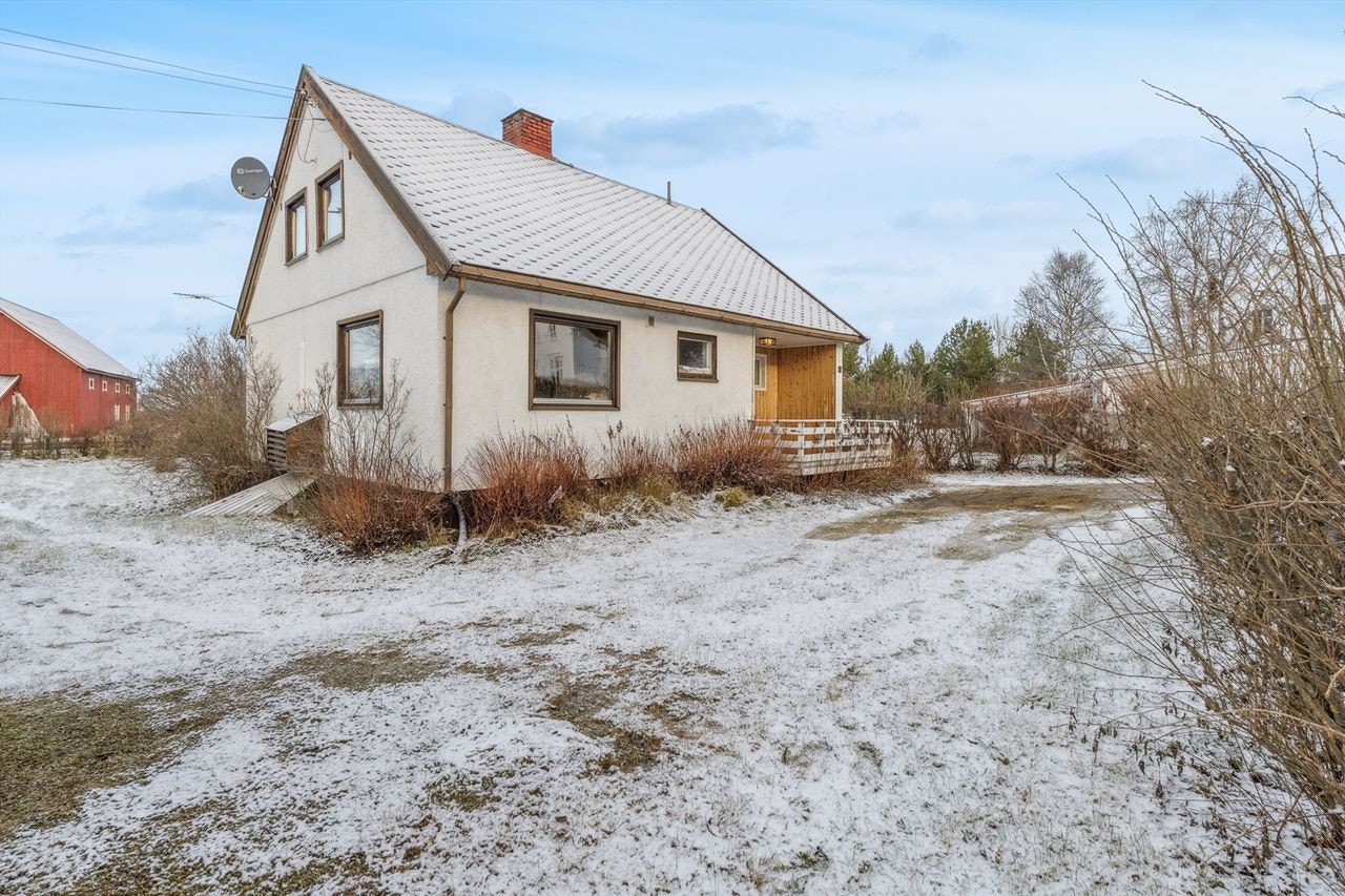 Boligen er oppført i 1963 Galleribilde