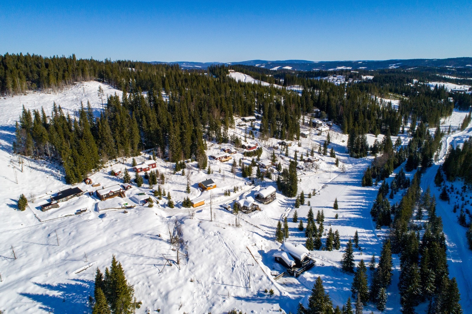 Myllavannet, Viggern og Beltern ligger ca. 4,5 km fra eiendommen og er idylliske vann med gode utgangspunkt for flotte kanoturer i Nordmarka. Galleribilde