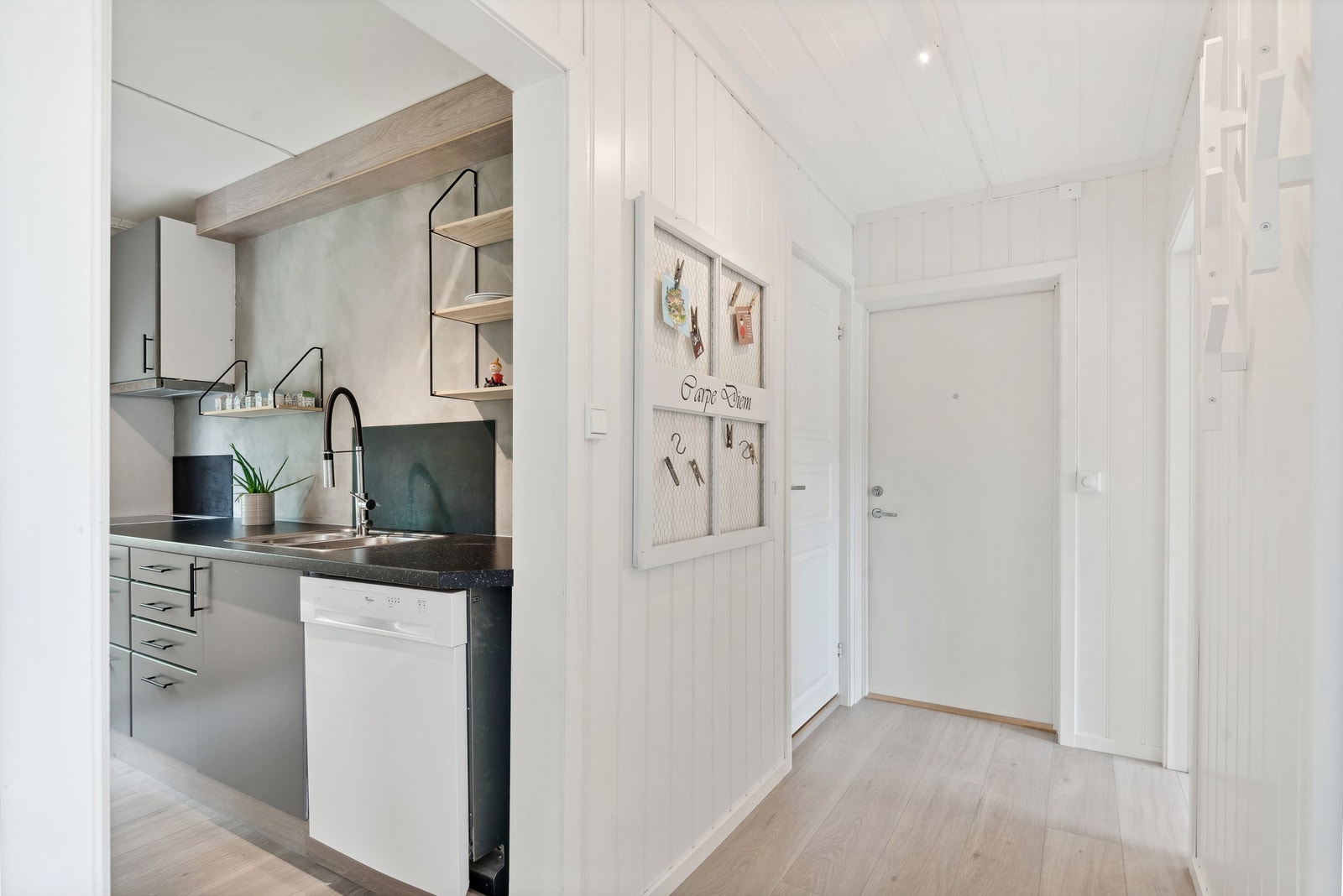 Lettstelt leilighet med fin planløsning Galleribilde